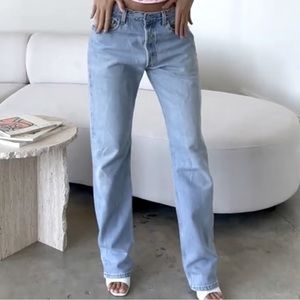 Vintage 90s/ Levi’s 501 mid waist straight jeans